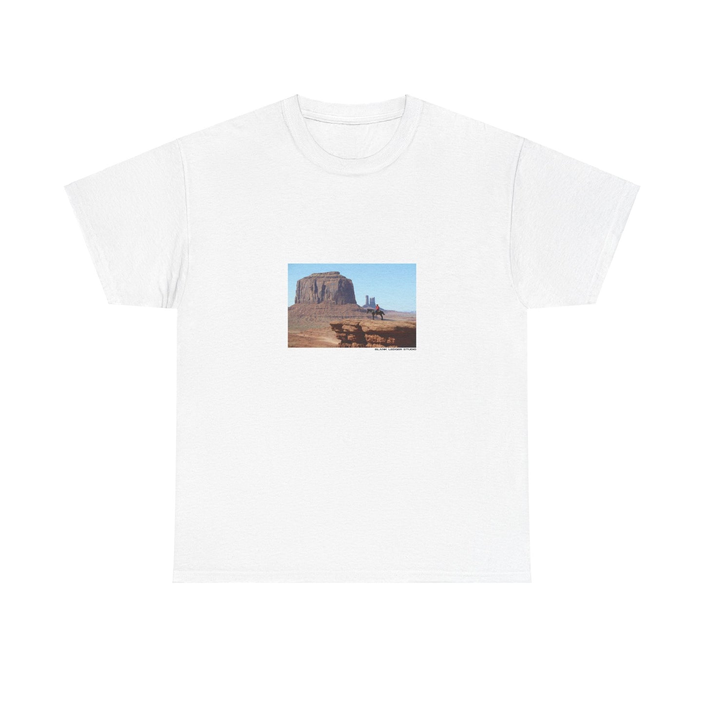 Monument Valley - Heavy Tee